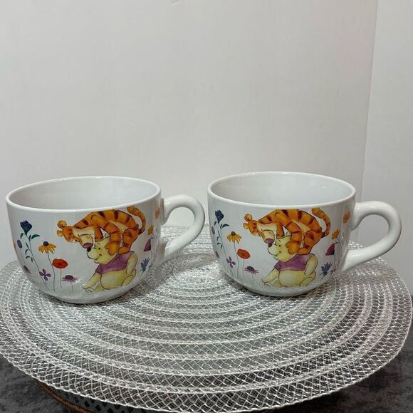 Disney Winnie the Pooh Among the Flowers Soup Mugs with handle set of 2 NWT - Picture 1 of 9